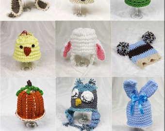 Loom Knit Character Hat PATTERN Collection, 9 adoráveis PADRÕES incluídos: Coelho, Cordeiro, Sapo, Abóbora, Cachorrinho, Aviador, Coruja, Chapéu Chick.pom-pom