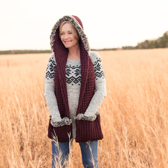 Loom knit pocket shawl Outlet