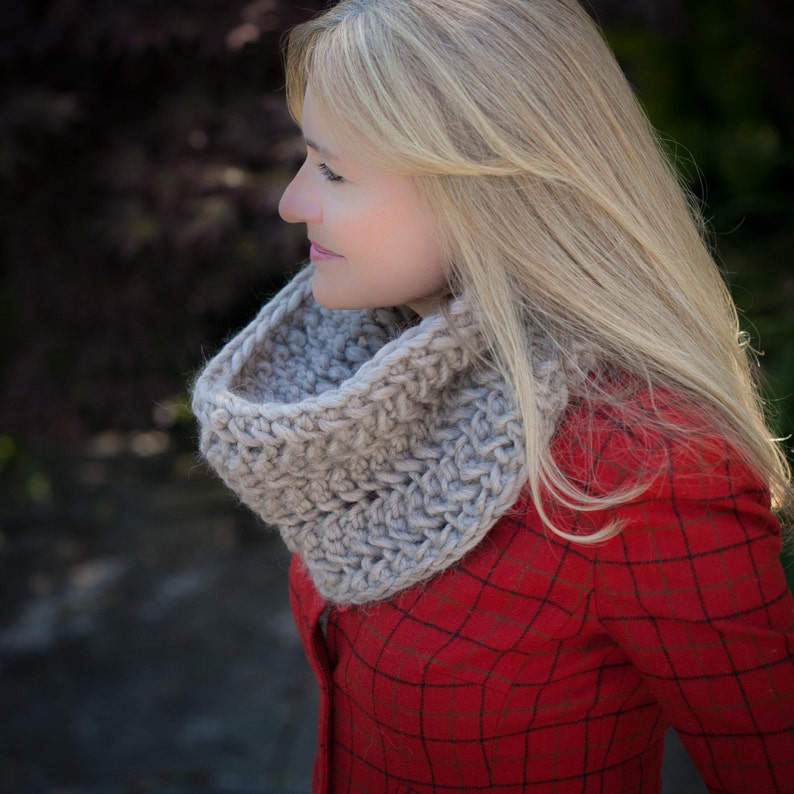 Loom Knit Chunky Lace Infinity Scarf Cowl PATTERN. Loom Knit - Etsy