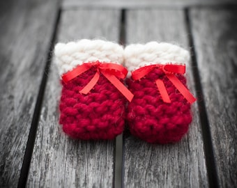 Loom Knit Baby Booties, Shoes, PATTERN, Beginner Friendly, Garter Stitch Booties, 4 sizes, Newborn to 12 months, PDF PATTERN Download.