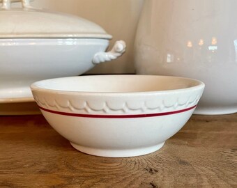 Set of 2 8 oz Cup/Bowl Stoneware Abigails Italy Farmhouse Shabby Chic White Set of 2 8 oz Cup/Bowl Stoneware Abigails Italy Farmhouse Shabby Chic White