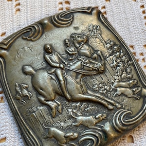 Art Nouveau SILVEROIN Cigarette Case with Hunting Scene, Antique Men&#39;s Cigarette Case, 1920&#39;s Cigarette Case, Made in 1895-1912