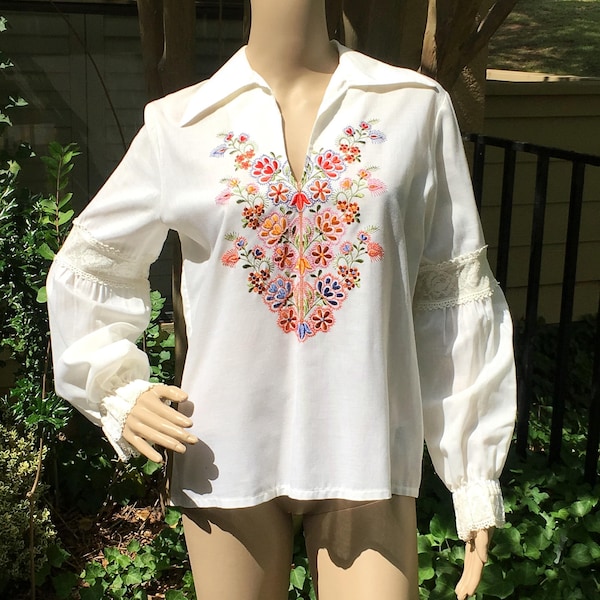 Vintage Peasant Top German Embroidered Blouse Boho Vintage 60s 70s Lace Flowers Ethnic Shirt L