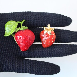 Vintage Enamel Strawberry Pin Lot, Red Green Enamel Fruit Pin Lot Mid Century Mod Strawberries Pins Pair of Strawberry Pins