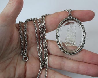 Vintage Intaglio Avon Necklace Diana the Huntress & Dog 1973 Avon Reversed carved clear glass silver toned vintage necklace 24"