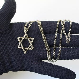 Vintage Thorny Star Of David Messianic Judaism Pendant Necklace on 18&quot; Silver Tone Chain, Unique Unusual Jewish Pendant Necklace