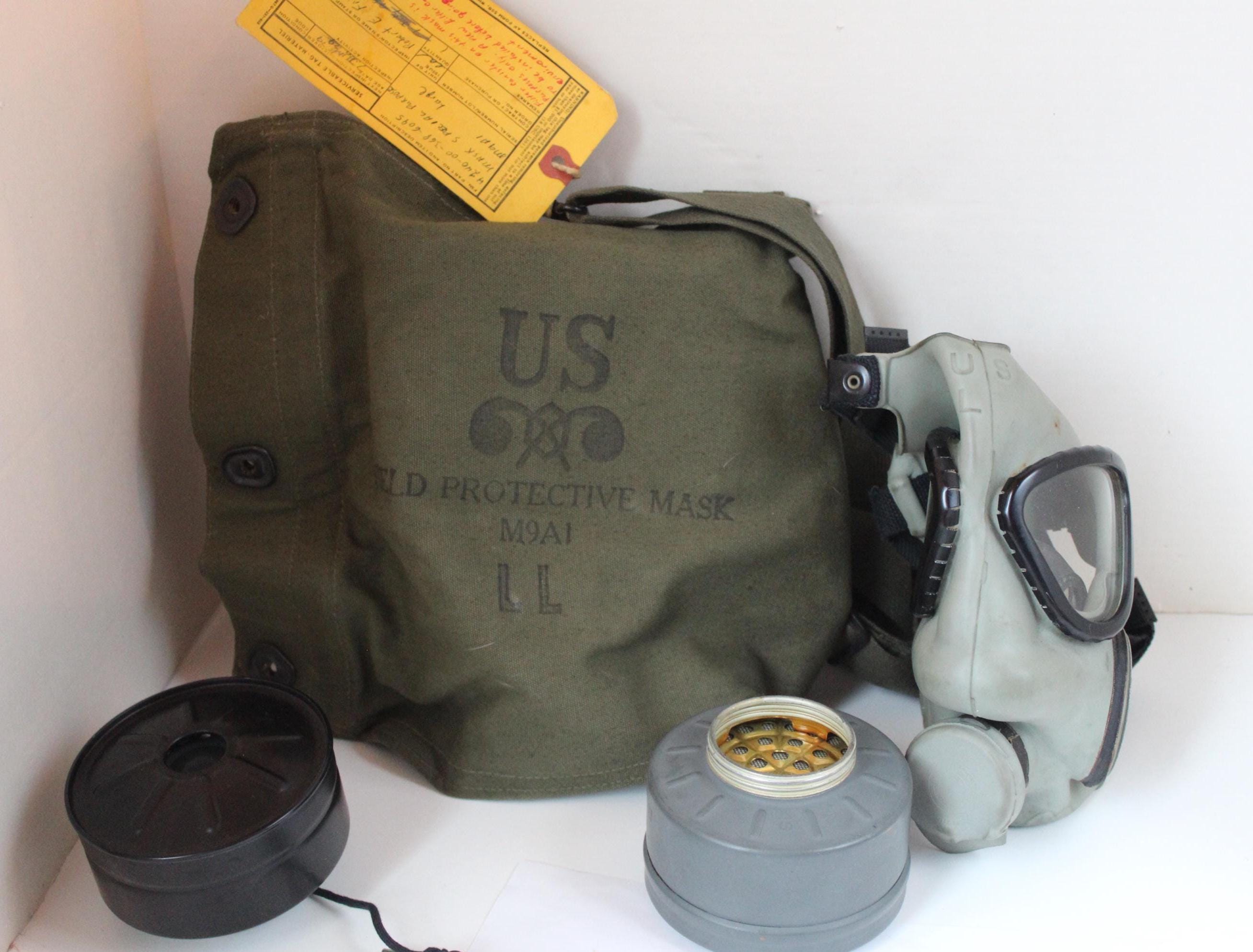 USARMYDIAPHRAGM GAS MASK 実物 ミリタリー バッグ付き Vintage US Army Issue Military Gas Mask Complete With Olive Green