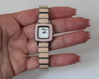 Vintage All Original Scarce IZOD Lacoste Pink Enamel Wrist Watch, Green Preppy Alligator Logo Square Pink Face LC 07 8 10 007-0, 1.181.666