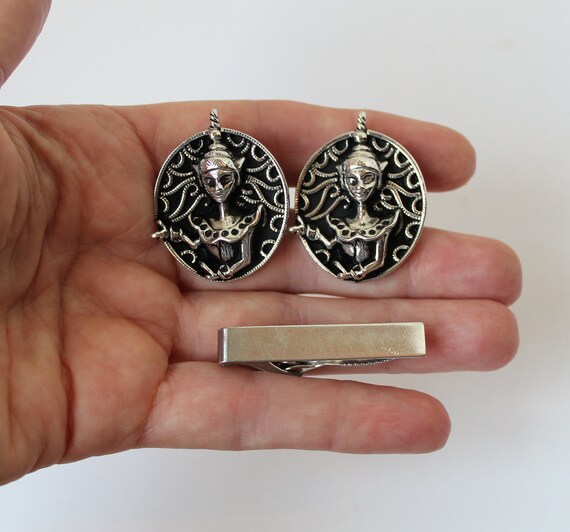 Huge Vintage 1960s Space Era Alien Cuff Links and… - image 2