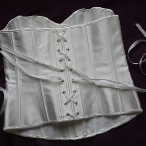 White Bridal Corset Size XL, Sturdy White Satin Heavy Duty Lace Up Corset Bustier, White Satin Laces, Never Worn, Beautiful