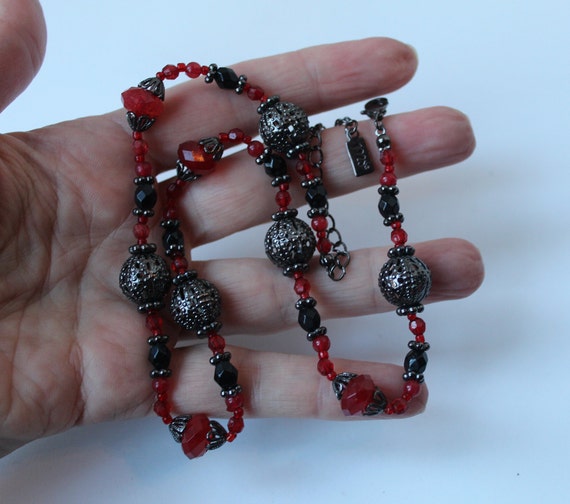 Vintage 1928 Jewelry Signed Necklace Red & Black … - image 3