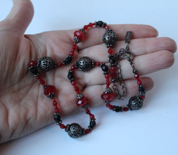 Vintage 1928 Jewelry Signed Necklace Red & Black … - image 4