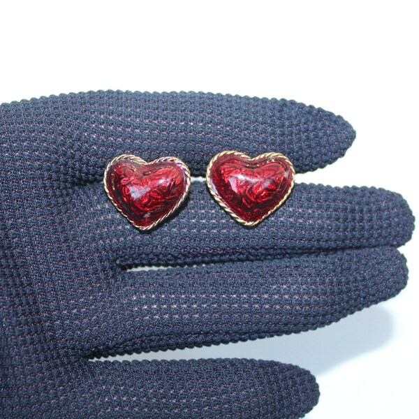 Vintage Red Enamel Floral Heart & Gold Tone Pierced Post Earrings by Avon, Excellent Late 1980s Avon Pierced Heart Studs