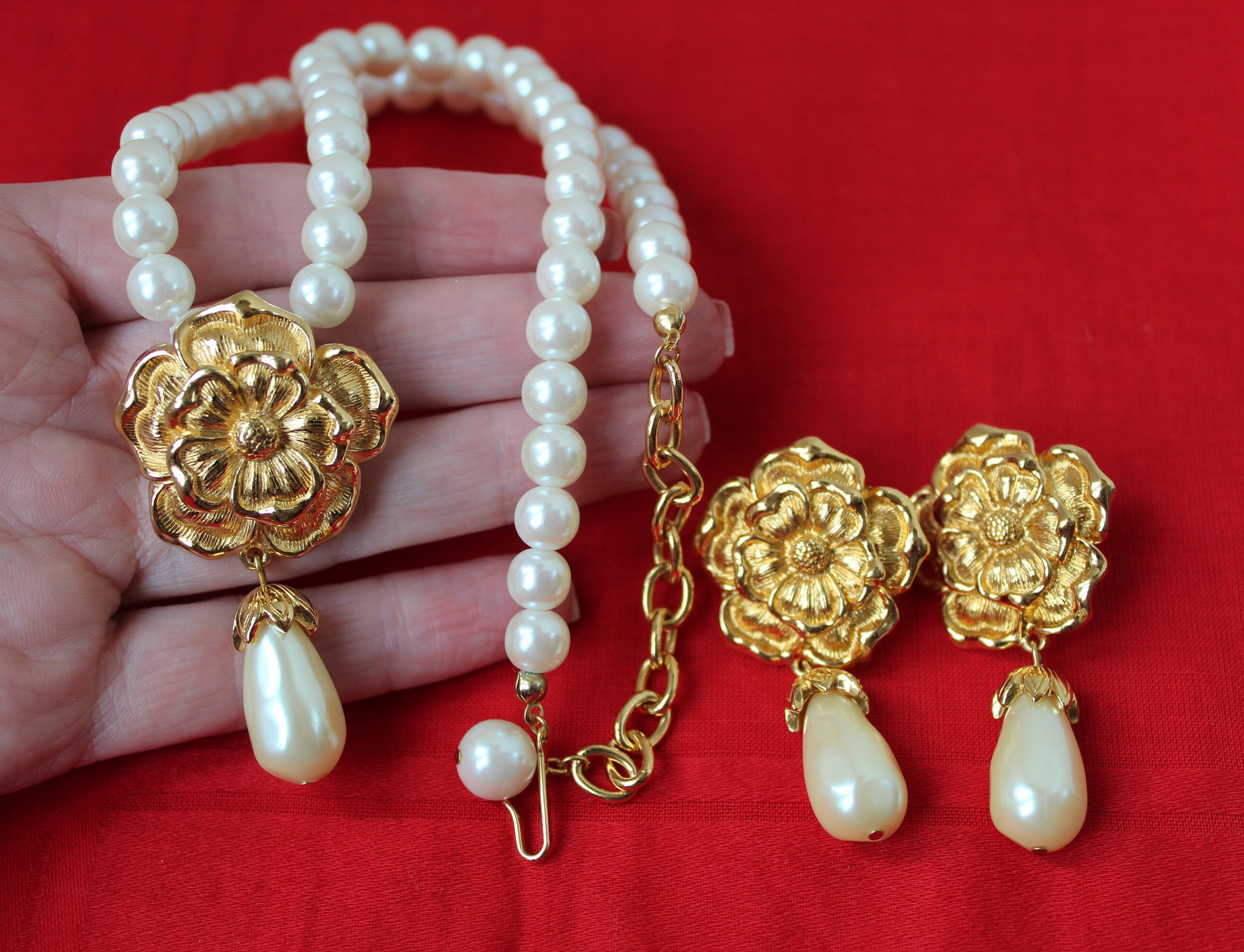 ◆VINTAGE HOLLYWOOD◆ Oxalis Flower Pearl Earrings VH2336EA0 Vintage Hollywood Oxalis Flower Pearl Necklace
