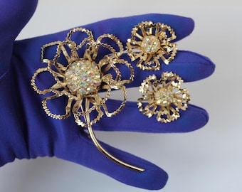 Sarah Coventry Flower Brooch & Clip Earrings &quot;Allusion&quot; 1968 AURORA BOREALIS Iridescent Stones Mid Century Mod 1960s Flower Pin and Earrings