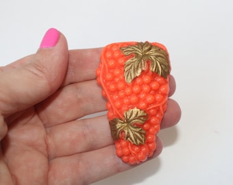 Vintage Art Deco Era Orange Celluloid Winery Theme Grapes Dress Clip, Excellent Condition Grapes Gatsby Era Dress Clip Wine Theme Jewelry