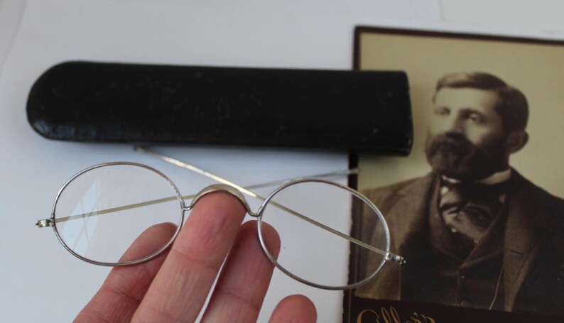 Antique Eyeglasses Victorian Era 1800s Eye Glasses Spectacles & Hard ...