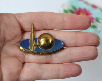 Vintage Art Deco Era 1939 New York Worlds Fair Pin/Charm/ Pendant with Trylon and Perisphere, Futuristic Theme NY World's Fair 1930s