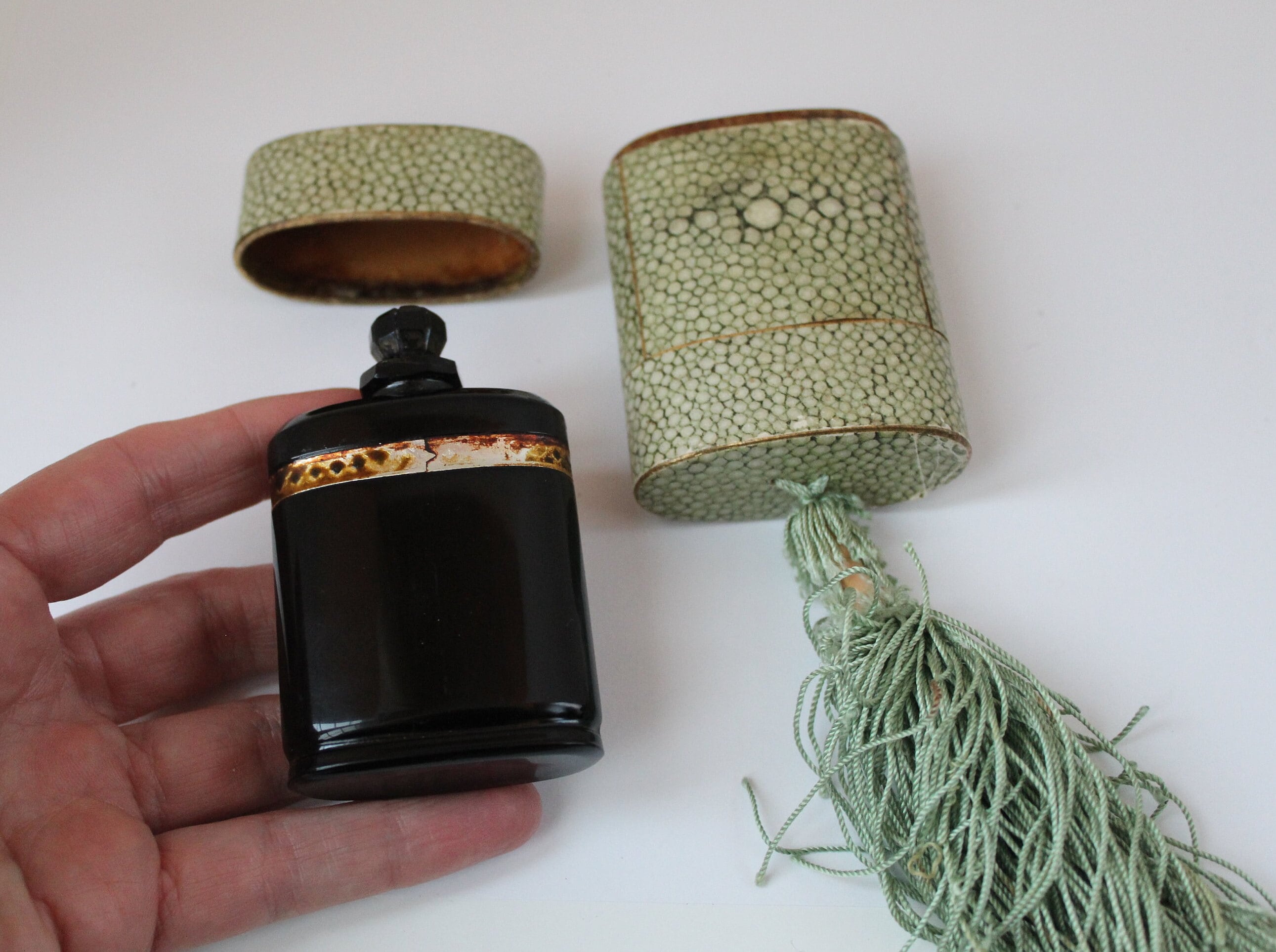 キャロン ニュイドノエル ANTIQUE BOTTLE