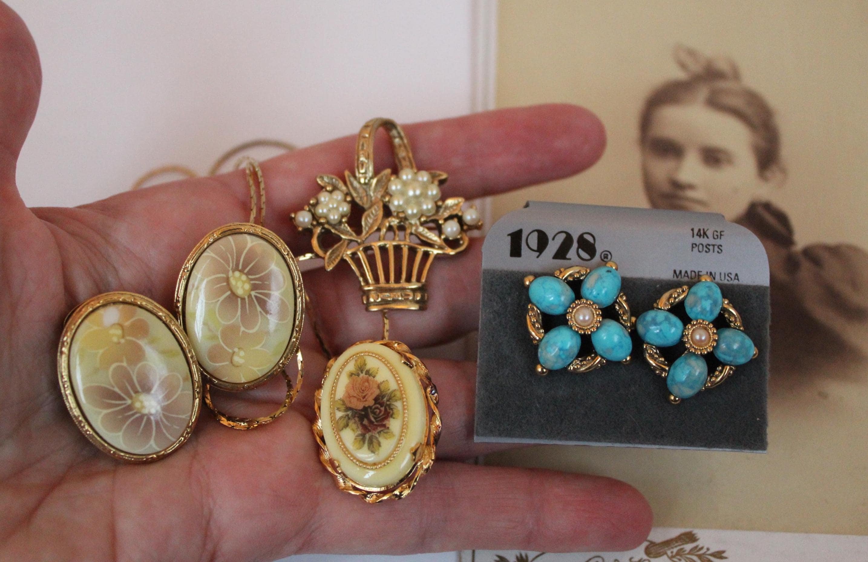 Vintage 1928 Jewelry - Etsy