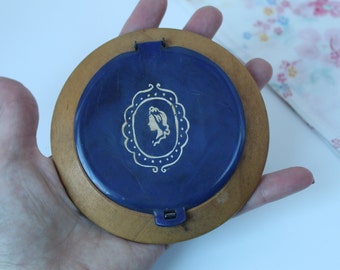 Unusual Vintage Mid Century Wooden Powder Make Up Compact with Blue Lucite Cameo On Top, Unique Wooden Compact