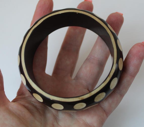 Exquisite Vintage Large WIDE Bangle Bracelet Carved HORN Bangle