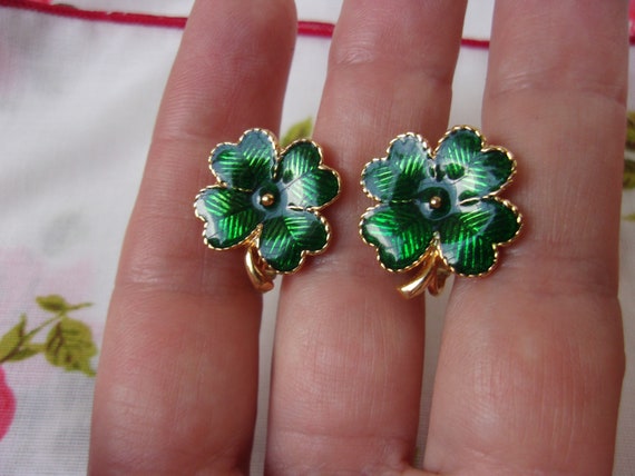 Vintage 4 Leaf Clover Enamel Gold Tone Earrings, … - image 3