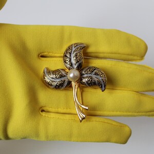 Vintage Unique Unusual Damascene Pin Brooch Damascene Flower Pin with Pearl Accent, Damascene Leaves Detailed & Delicate, Excellent