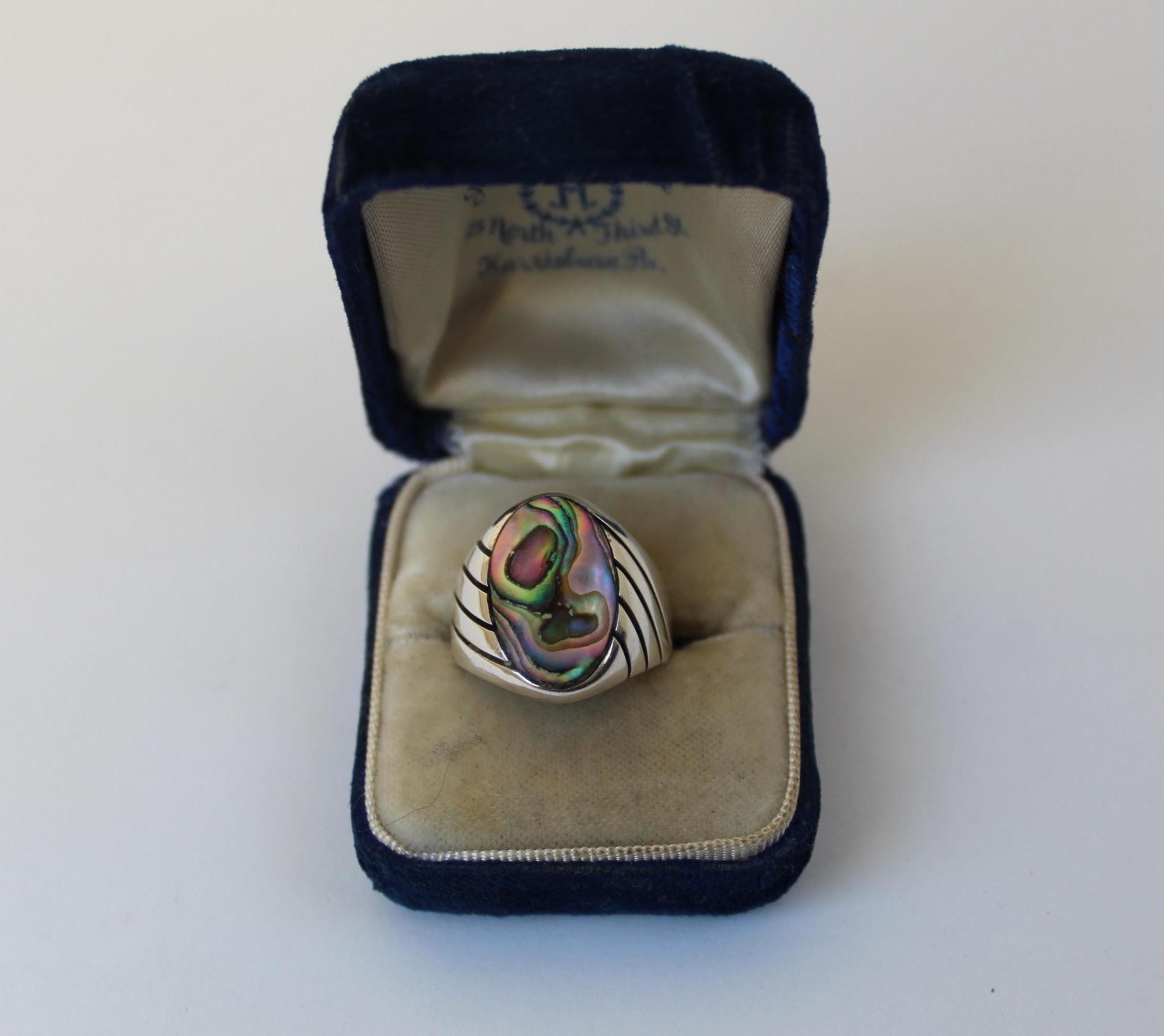 Beautiful Vintage Estate Jewelry Size 8.5 Artisan Navajo Sterling ABALONE Ring Gorgeous Colors Abalone Teal Blue Green Purple Weight 8 Grams