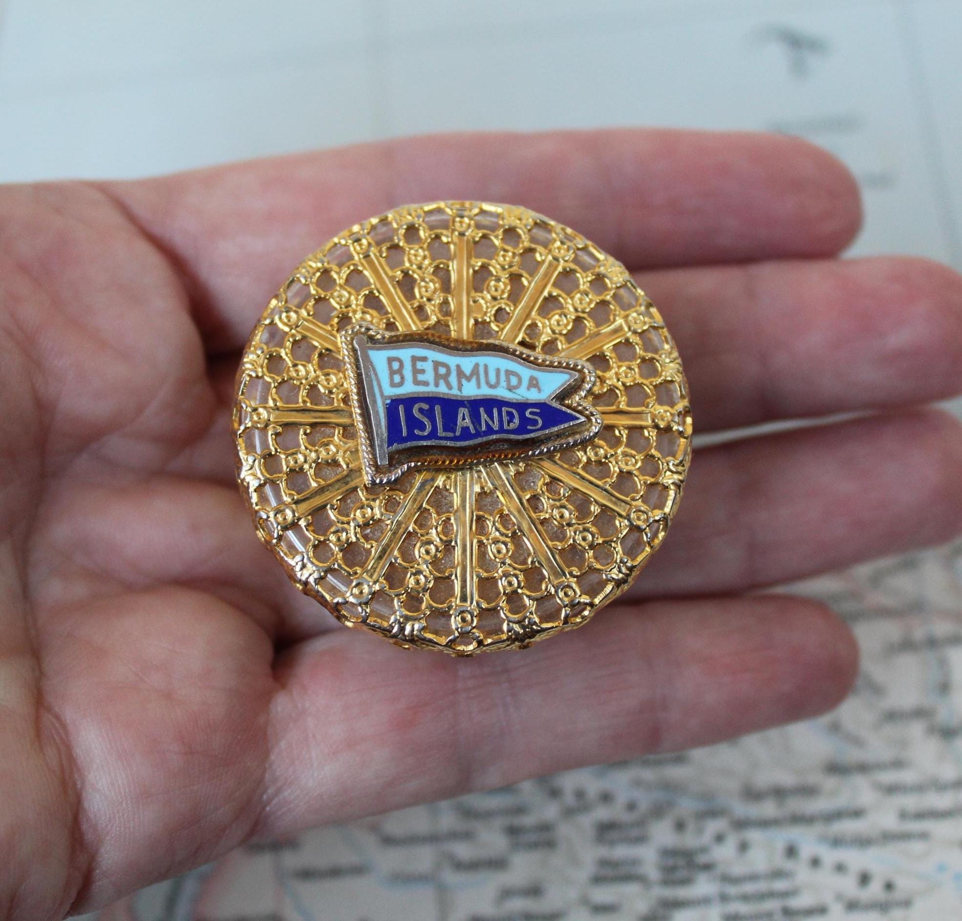 Vintage 1960s Unusual Unique Bermuda Islands Souvenir Pill Box