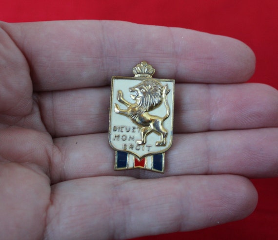 Vintage Enamel Heraldic British War Relief Pin Dieu Et Mon Droit