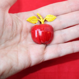 Vintage Mid Century Mod 1960s Accessocraft NYC Designer Red Apple Pin Brooch, Vintage Red Enamel Fruit Pin Brooch Couture 60s