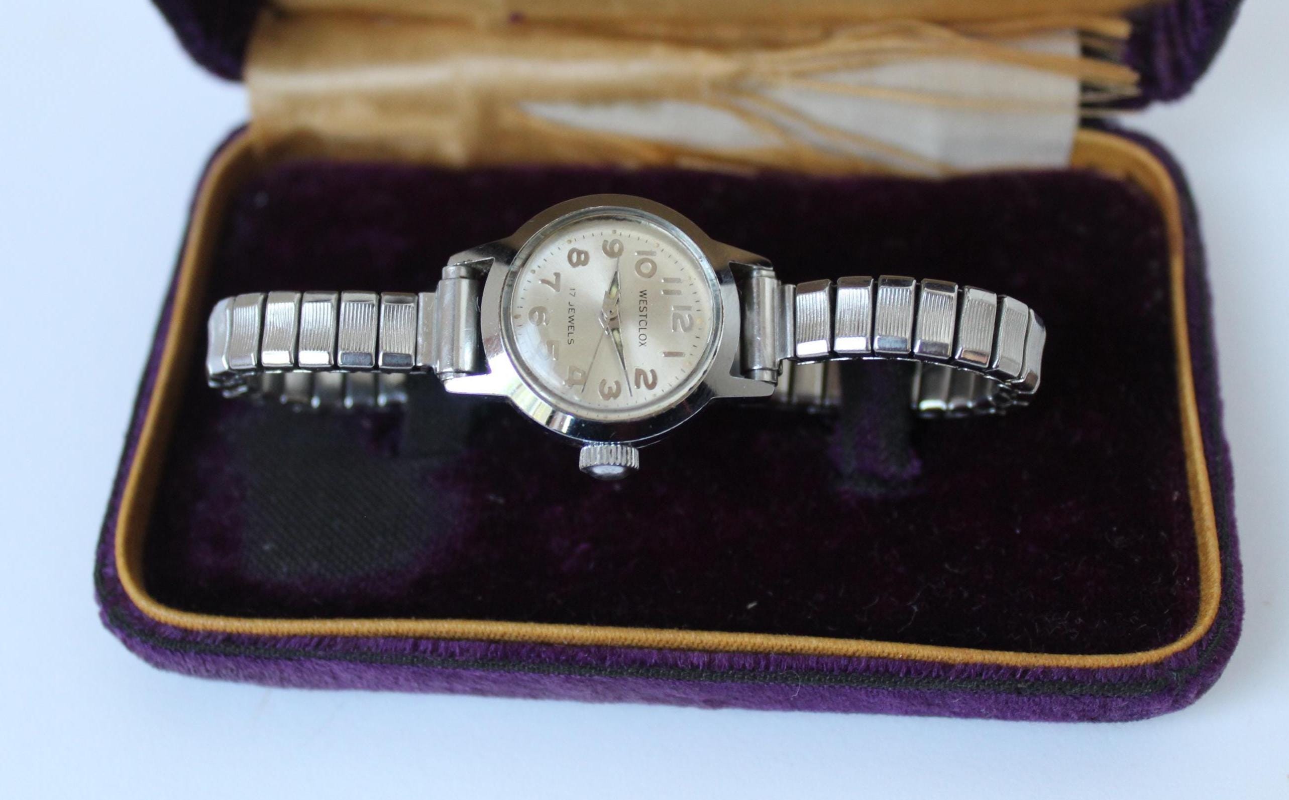 1960s Swiss Watch 17 Jewels - Etsy