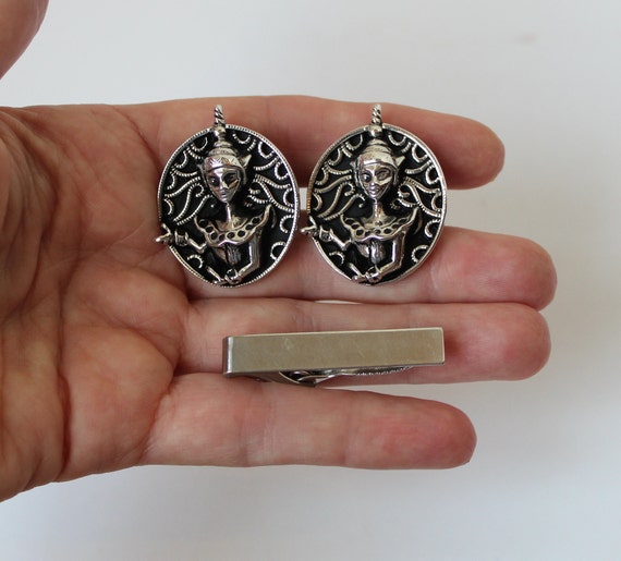 Huge Vintage 1960s Space Era Alien Cuff Links and… - image 3