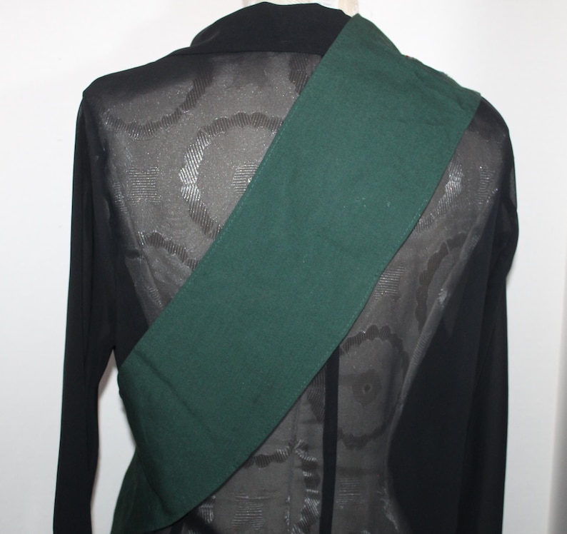 Vintage 1960s Girl Scout Sash with GS Awards Pins Merit Badges Hemlock Council 988, Pennsylvania Girl Scout Sash, Many Merit Badges bild 6