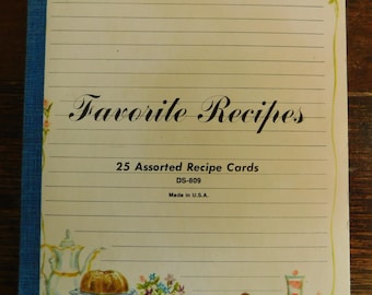 25 fiches recettes « Voici ce qui mijote » déclinées en 4 modèles différents de recettes favorites