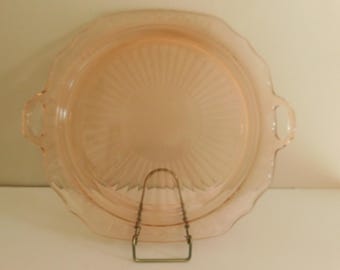 Plateau creux en verre rose avec poignées