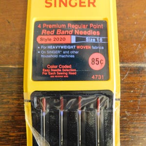 Set of 4 Singer Sewing Machine Needles Red Band Style 2020 Size 16 in Unopened Package