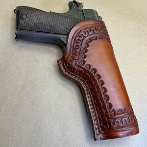 The &quot;Classic&quot; Holster for a Colt 1911 Govt Model..... Traditional OWB Style..... Handmade From Saddle Leather.