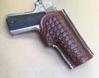 The "Ridge" Holster for a Colt 1911 Commander..... Handmade from Saddle Leather.