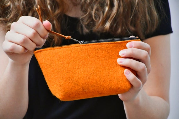 Felt cosmetic bag Clearance