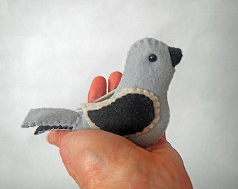 Bird Sewing Pattern-4 inches tall-PDF- wool felt toy, party favor, craft project, softie, or wedding and seasonal ornament