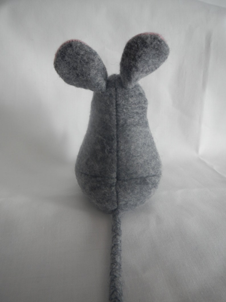 Mouse sewing pattern PDF 4 inches tall wool felt toy, party favour, craft project, softie, or wedding and seasonal ornament. Halloween image 4