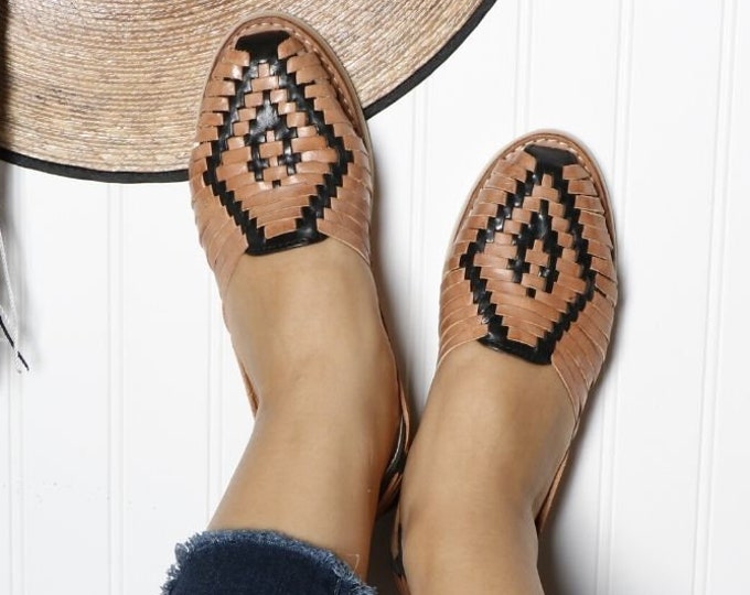 Huarache Sandals, Hippi Vintage Leather Huarache Slip-ons, Handmade Flats, Mexican Artisan Huarache, Authentic Handmade Flats Woven Huarache