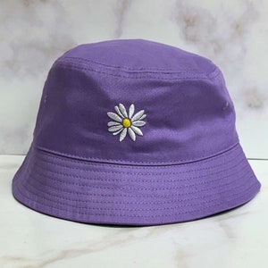 Daisy Flower Bucket Hat, Unisex Embroidered Hat, Floral Bucket Hat, Daisy Hat, Unisex Beach Bucket Hats, Custom Made Cap, Summer Bucket Hat