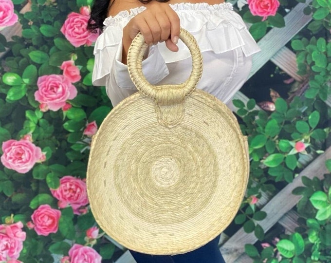 Straw Round Bag with Straw Handle, Circular Palm Bag, Handmade Straw Purse, Bride Beach Bag, Woven Straw Bag, Women's round tote bag