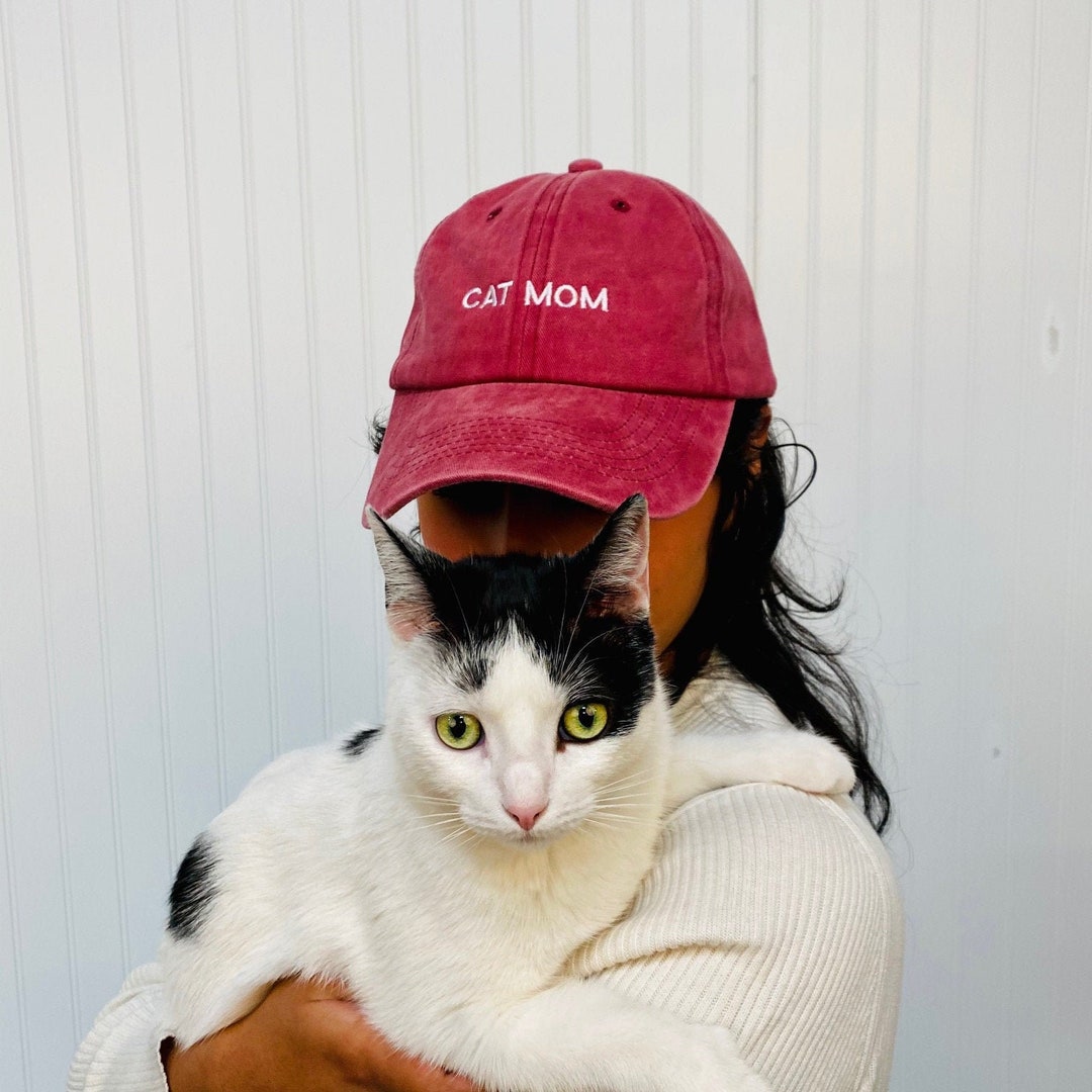 Cat Mom Embroidered Dad Hat: Washed Cotton Baseball Cap