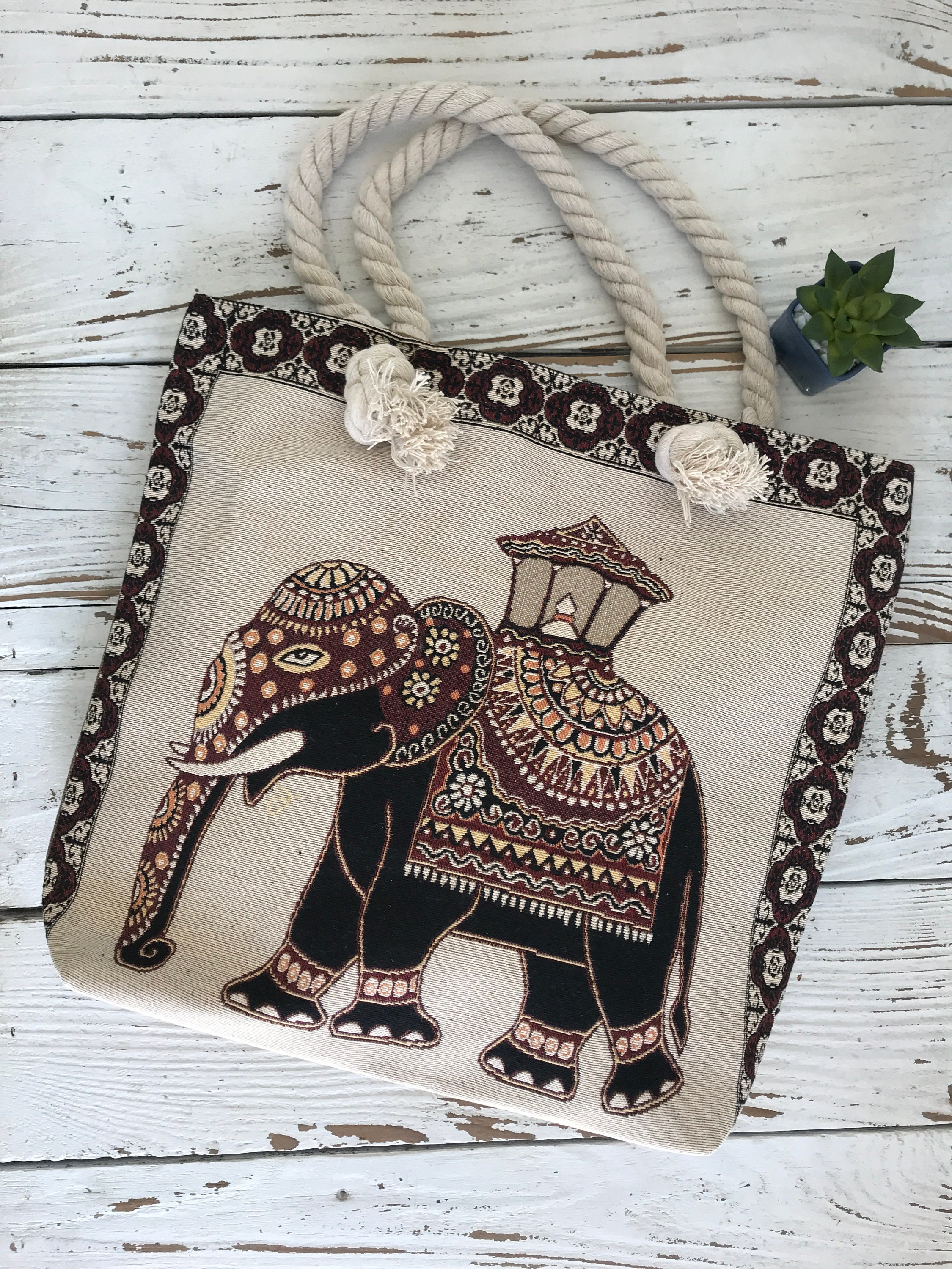 Elephant purse next sale