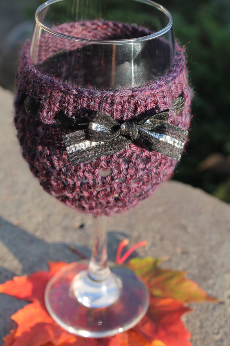 Queen Elizabeth BW Cross Stitch Pattern Chart Crass Cross Queen Elizabeth BW Cross Stitch Pattern Chart Crass Cross