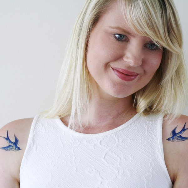 Tatouage temporaire hirondelle bleu de Delft | tatouage temporaire bleu de Delft | tatouage temporaire d'hirondelle | quelque chose de bleu | cadeau de mariage | Cadeau